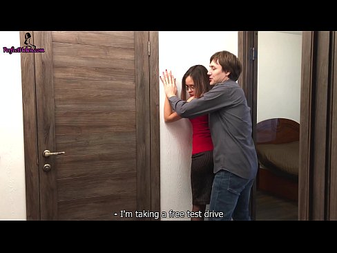 ❤️ Agentul imobiliar sexy își masturbează senzual păsărica și o fute în timp ce își vinde apartamentul - Krempai ️  at ro.pornoboden.ru ❌